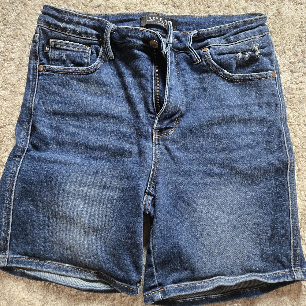 Judy Blue Dark Blue Denim Shorts 7in INSEAM Size LG